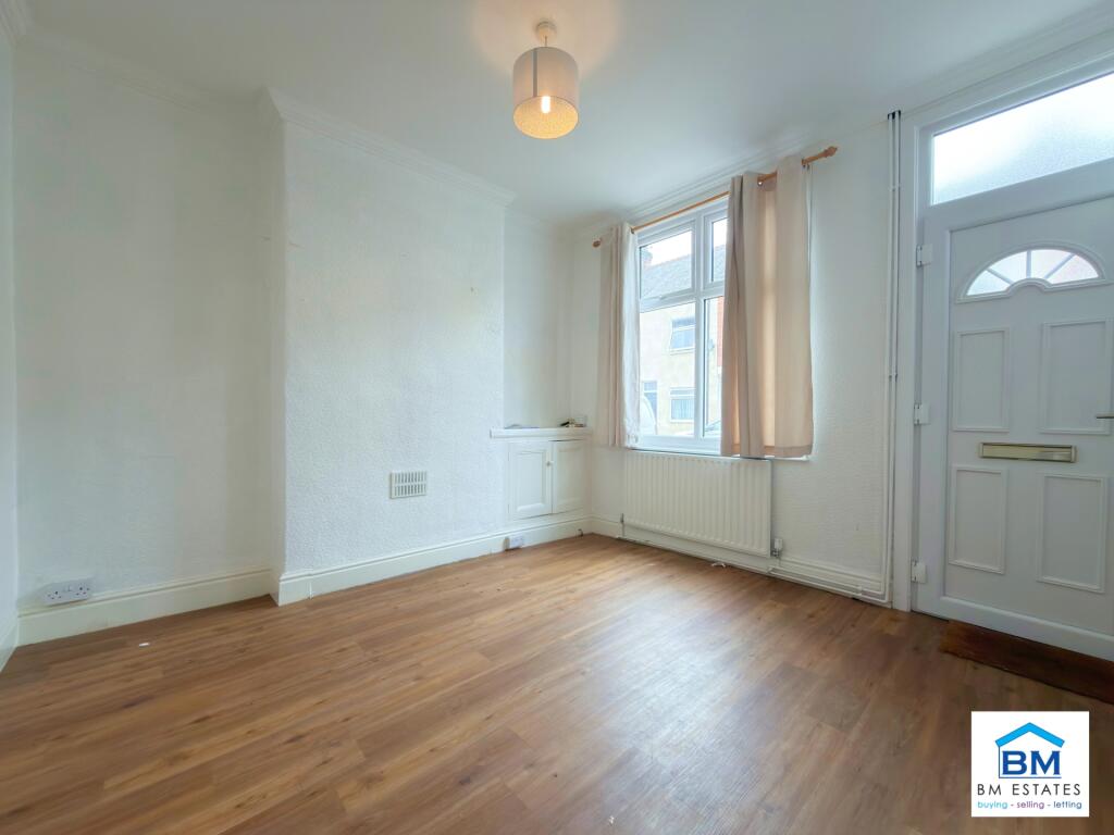 House in Leicester - View 2