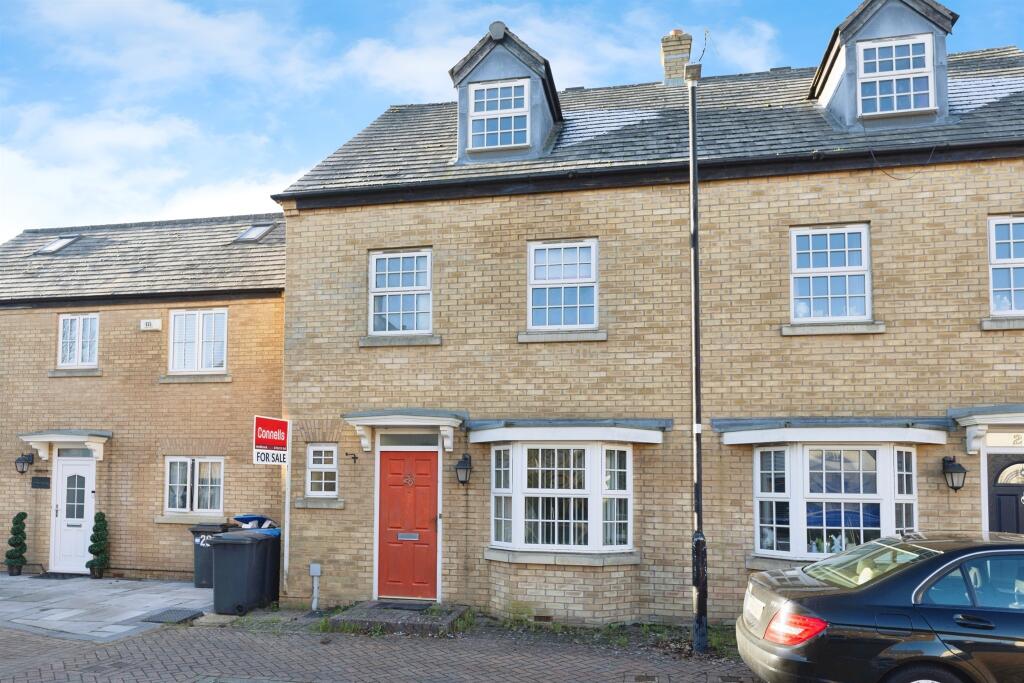 Main image of property: Sandpiper Close, Rugby