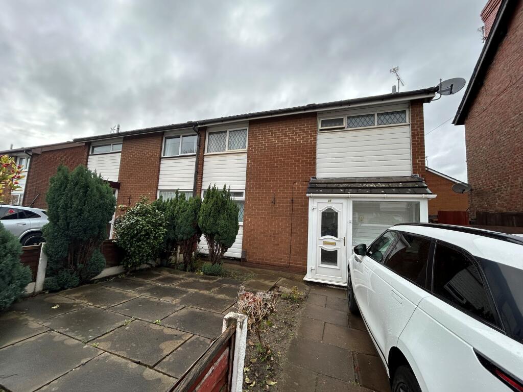 Main image of property: York Road,Sale,M33 6UU