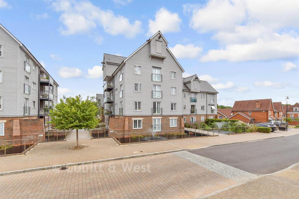 Main image of property: The Boulevard, Horsham, West Sussex