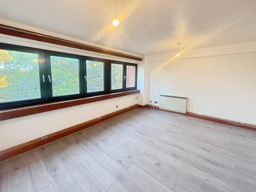 Apartment in Harlow, The High - View 4