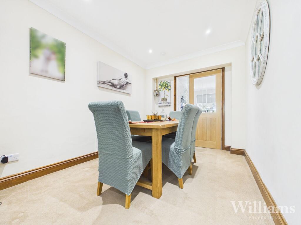 House in Ickford - View 5