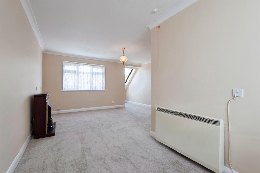 Apartment in Stevenage, Aston Vale, Poplars - View 5