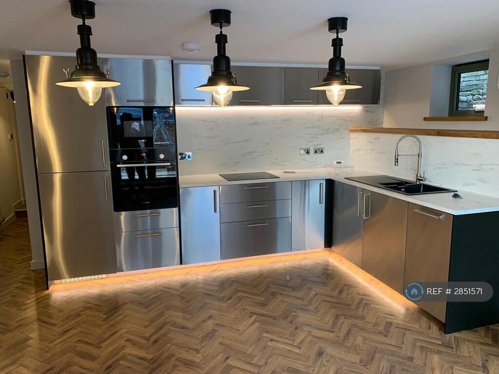 Main image of property: Collards Lane, Haslemere, GU27