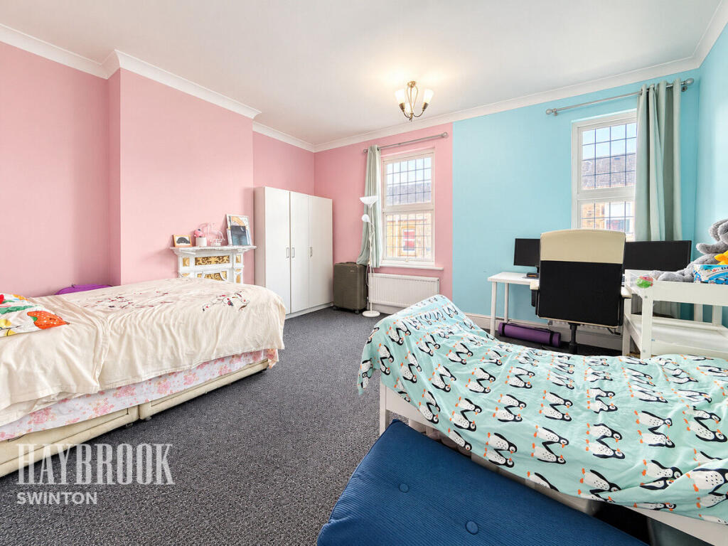 House in Rotherham, Wath upon Dearne - More