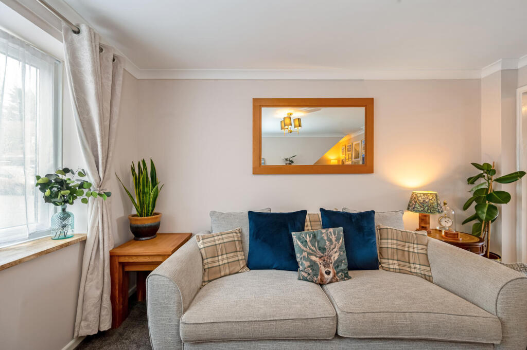House in Fareham, Fleetend - More