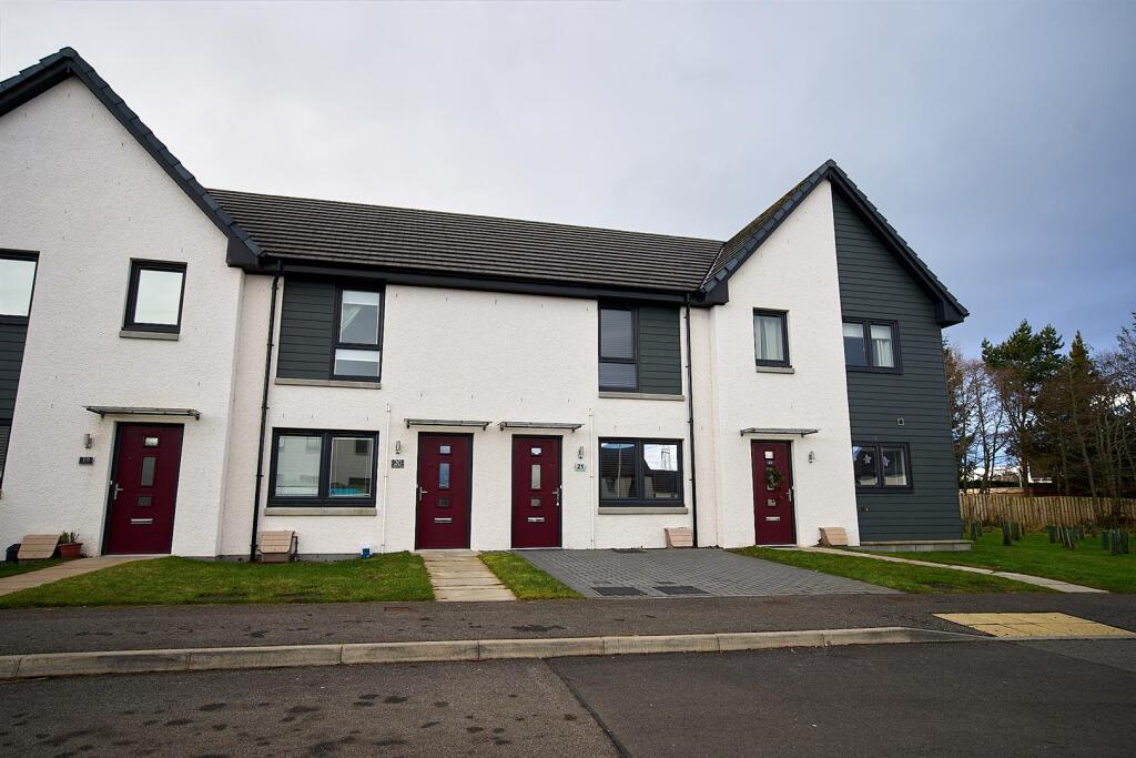 Main image of property: 21 Northview Green, Inverness, IV2 6FS