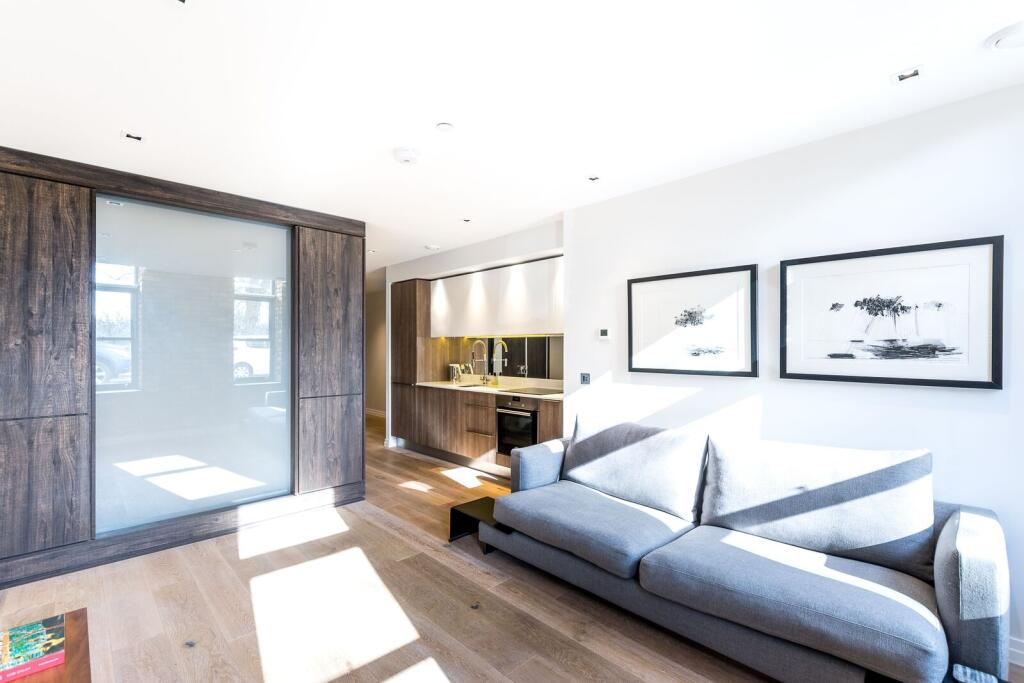 Studio flat for rent