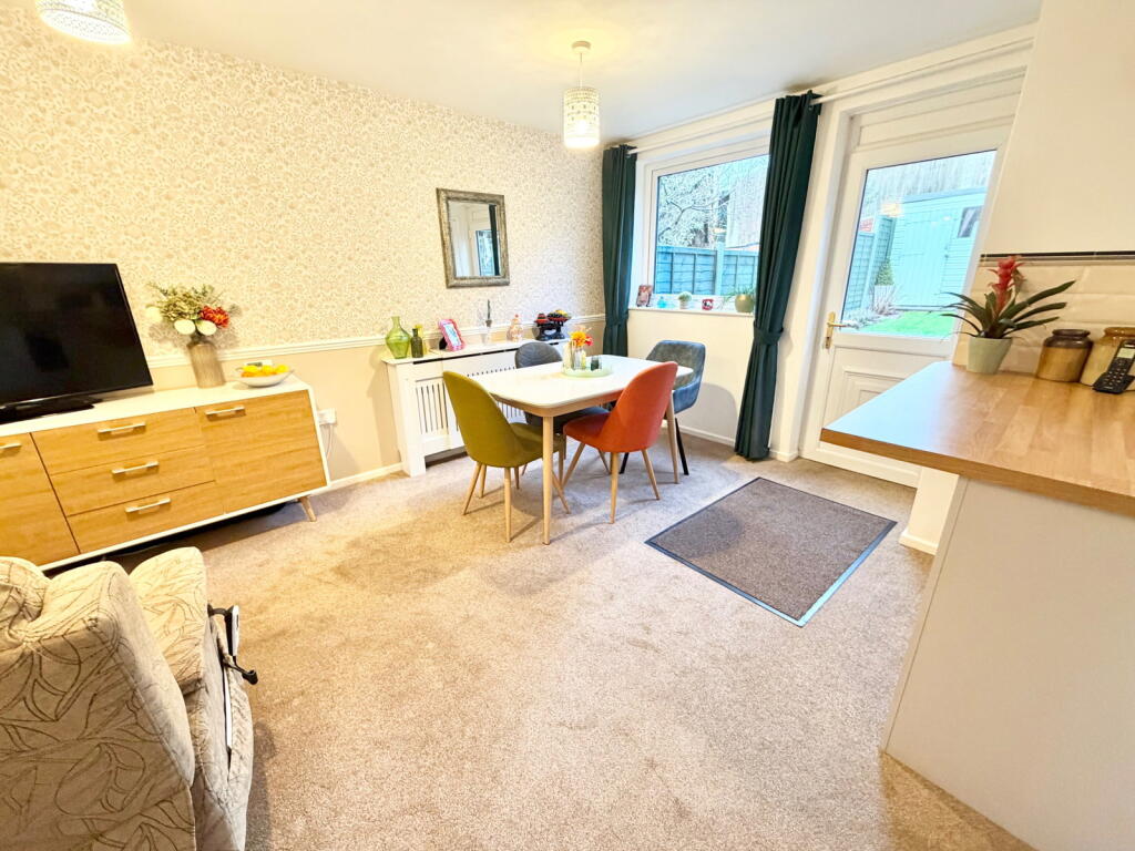 House in Dudley, West Midlands - View 4