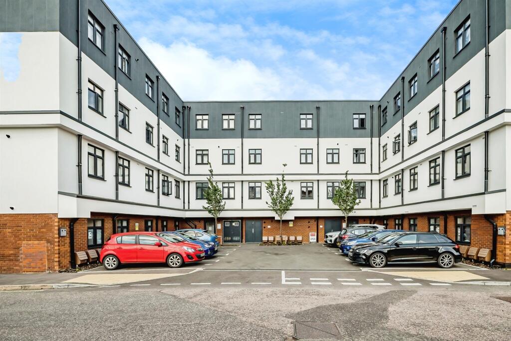 Main image of property: Cambridge Place, Aylesbury