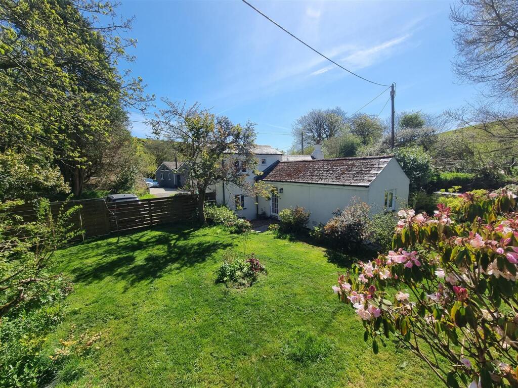 Main image of property: Treglasta, Launceston