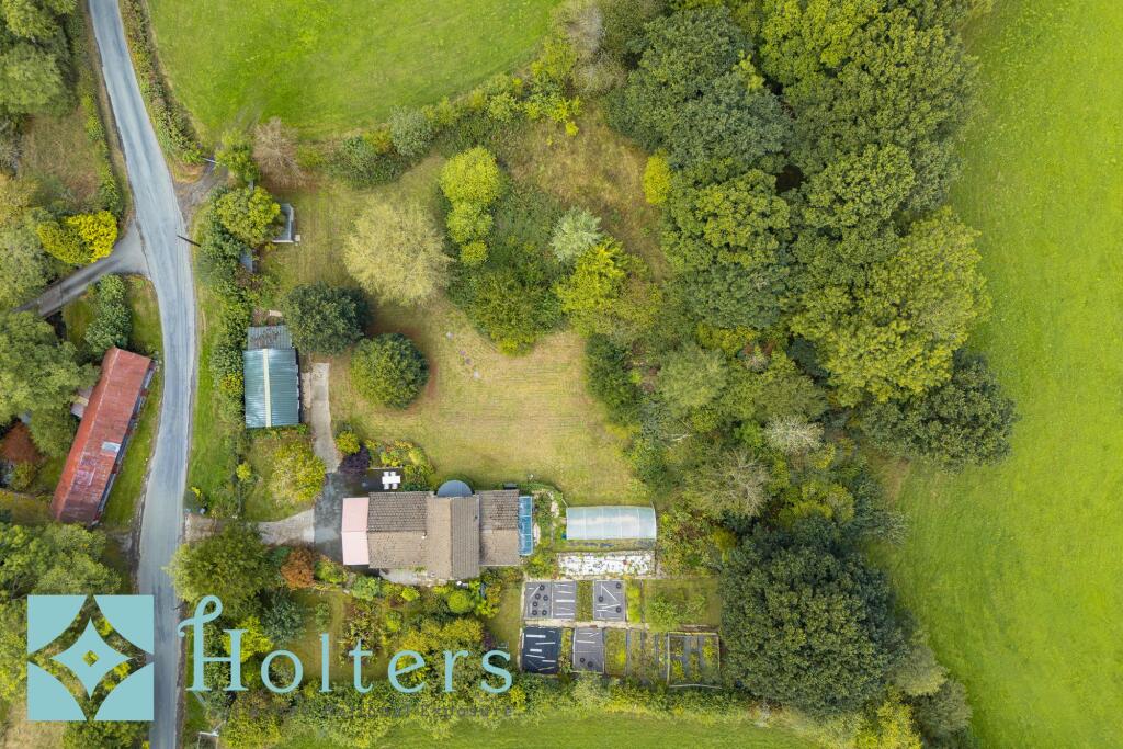 House in Llanllugan, Dwyriw - View 4