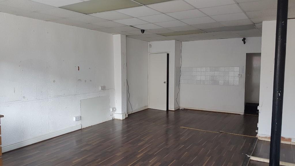 Main image of property: 210 Newland Avenue, Hull, East Riding Of Yorkshire, HU5