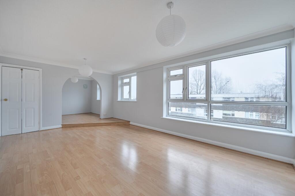 Main image of property: Albany Gardens, Hampton Lane, Solihull, West Midlands, B91