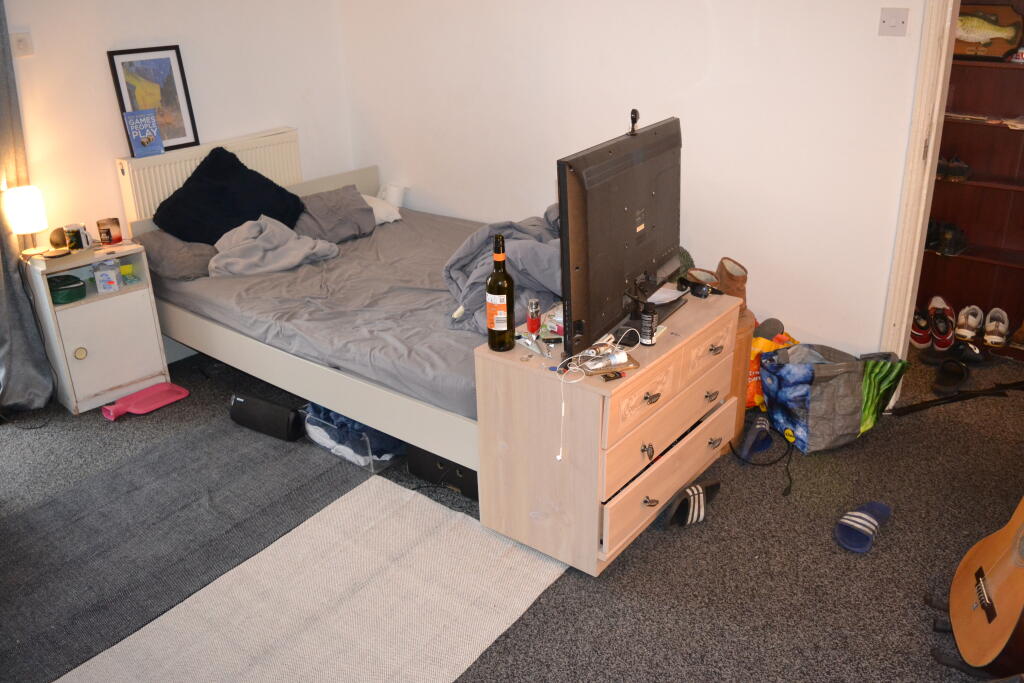 4 bedroom terraced house for rent
