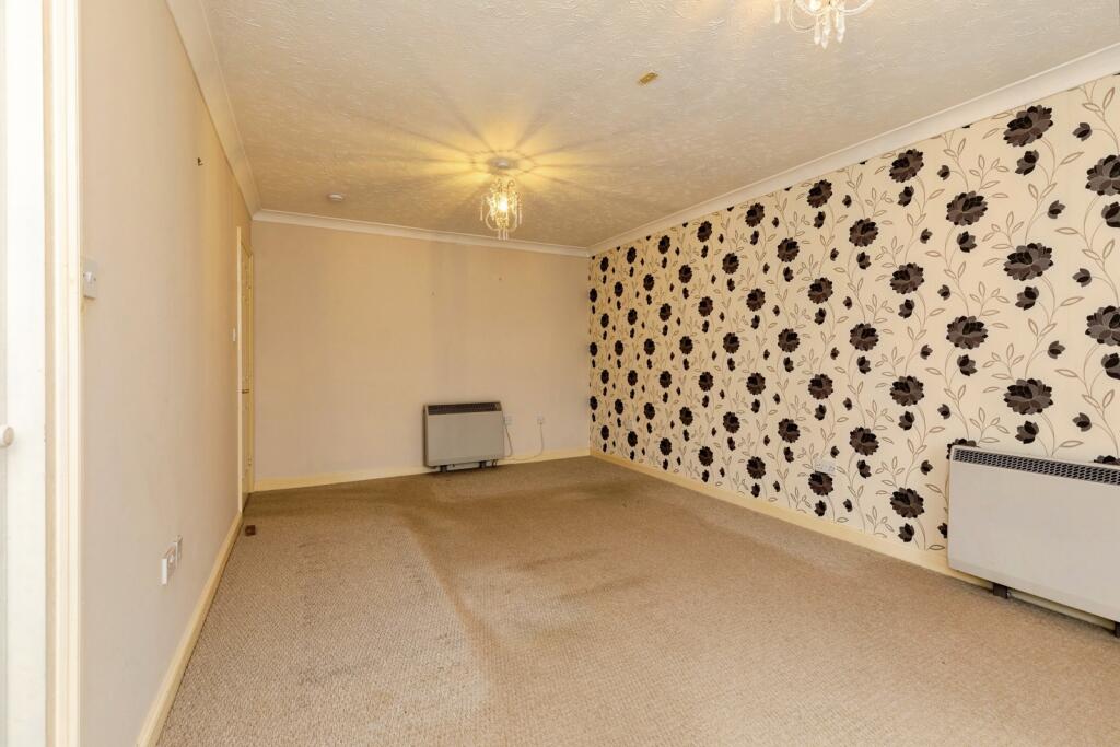 Apartment in Rochester - View 4