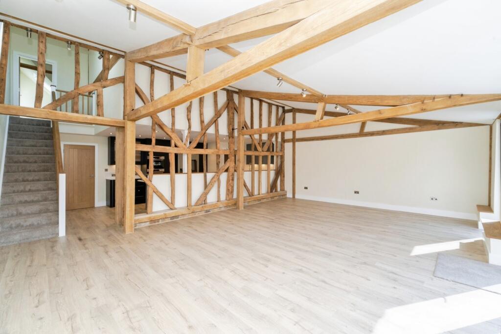 House in Southall - View 5