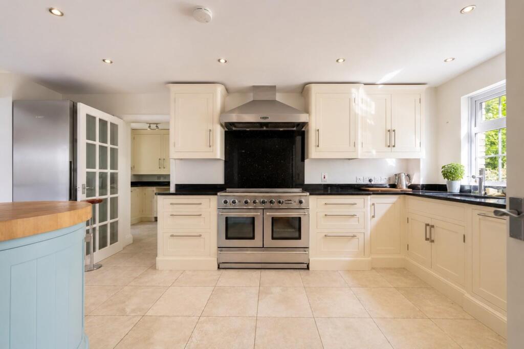 House in Northampton - More