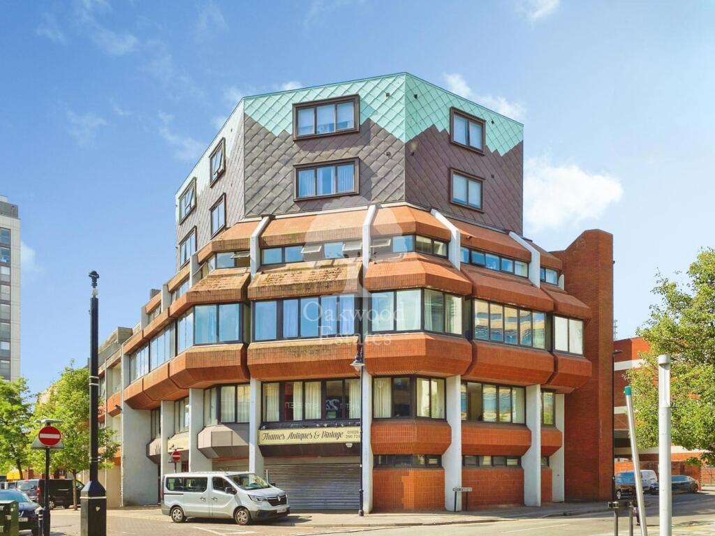 Main image of property: Market Street, Maidenhead, SL6