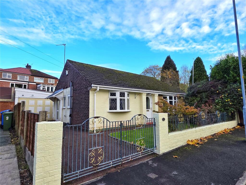 Main image of property: Hunt Avenue, Ashton-under-Lyne, Greater Manchester, OL7