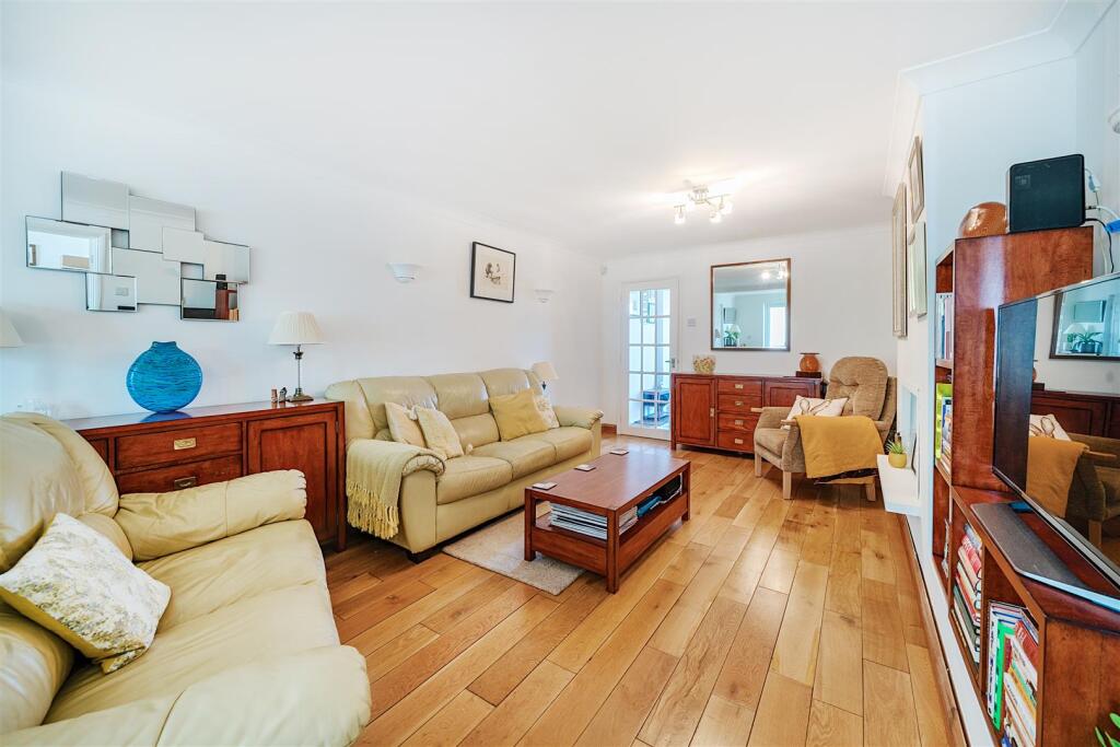 House in Bedford, Brickhill - View 2