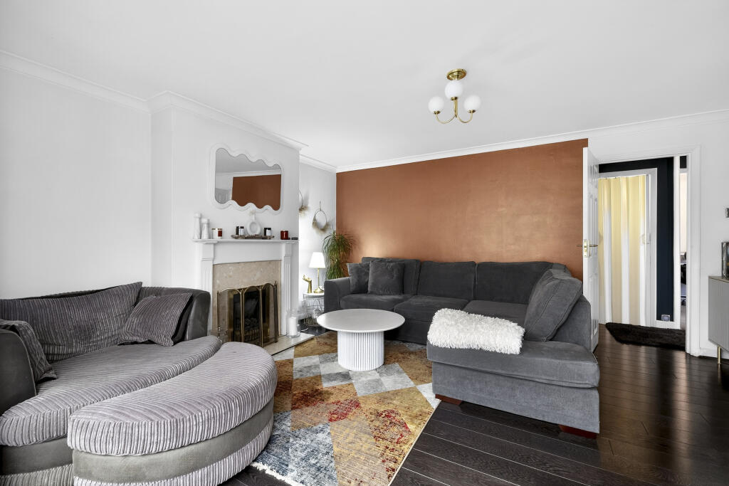 Main image of property: Station Way, Buckhurst Hill, IG9