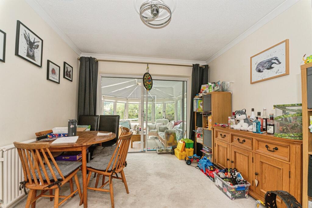 House in Swindon - View 3