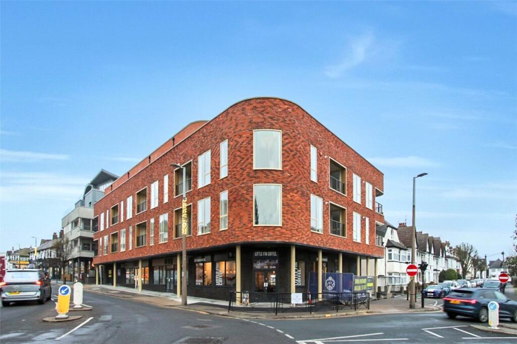 Main image of property: Broadway, Leigh-on-Sea, Essex, SS9