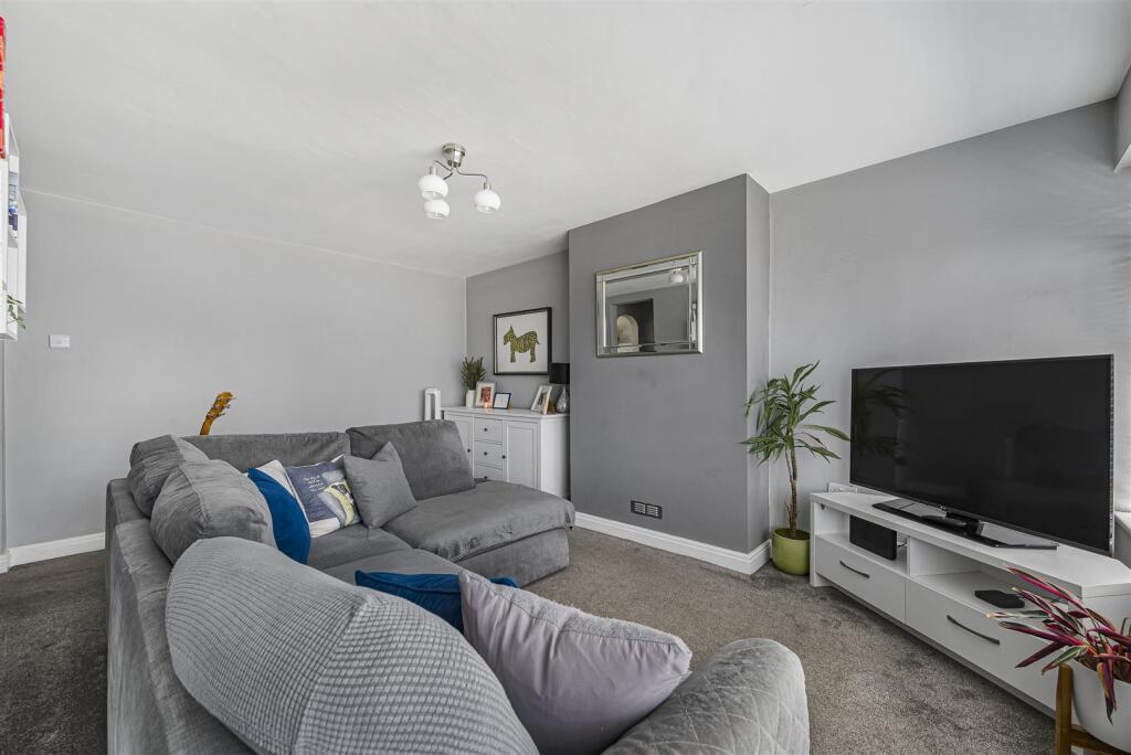 Bexley Lane, Crayford, DA1 4DD - View 4