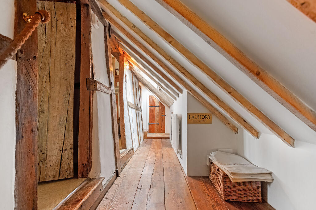 House in Tonbridge - View 4