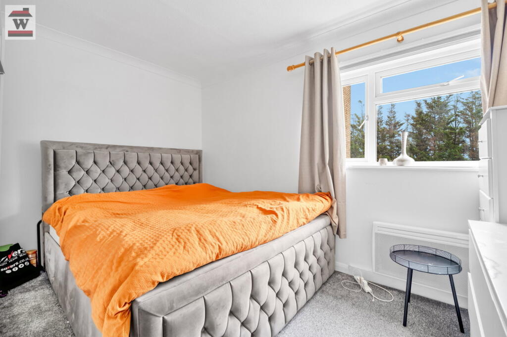 Apartment in Twickenham - View 5