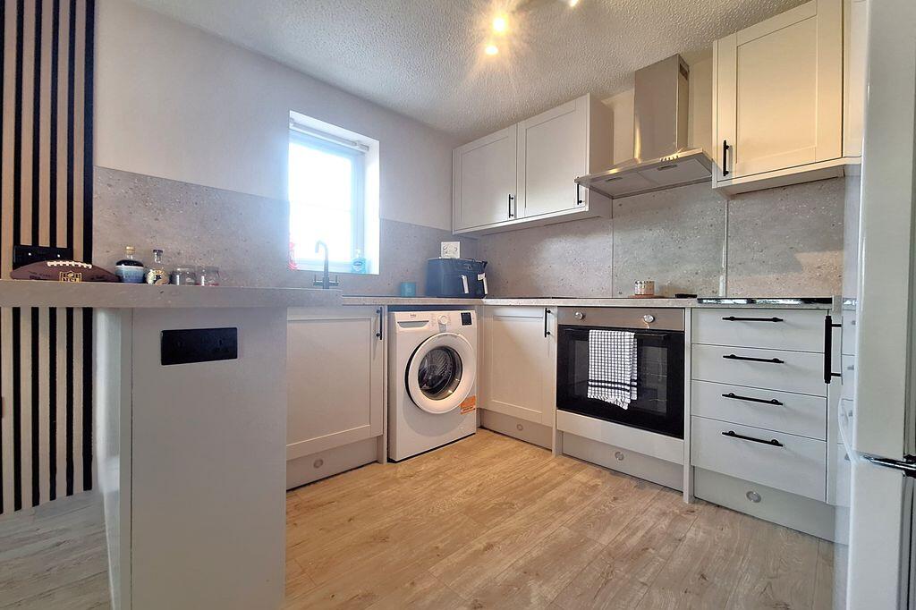 Apartment in Bristol, St Georges - View 5