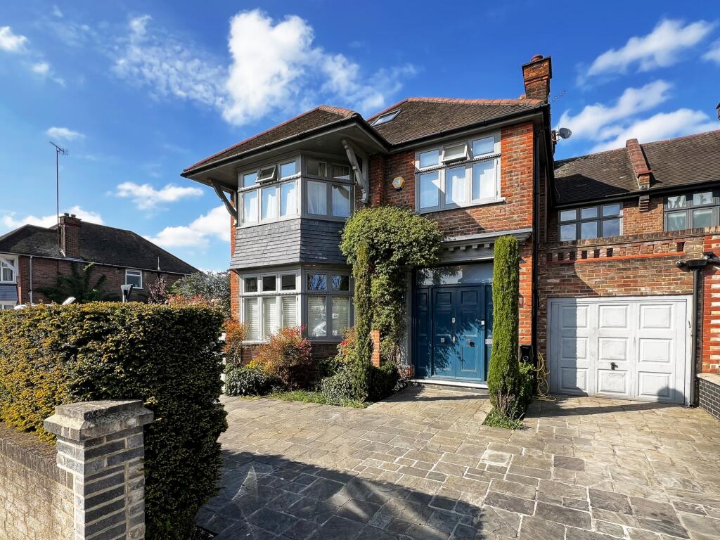 House in London - More