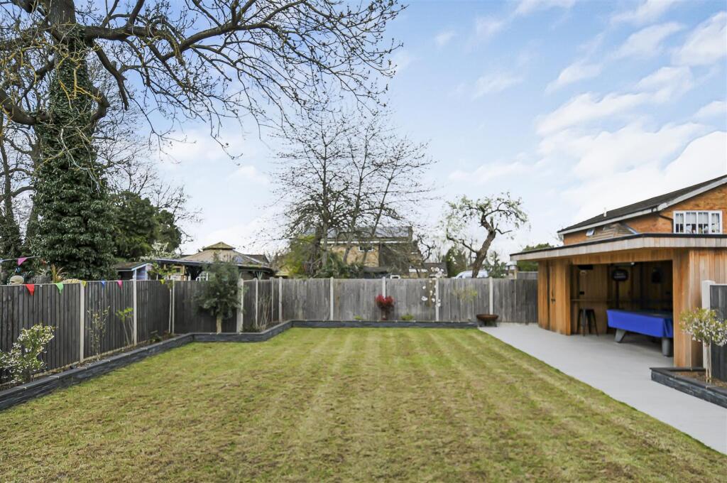 Additional image 16 of Mount Pleasant Lane, Bricket Wood, St. Albans