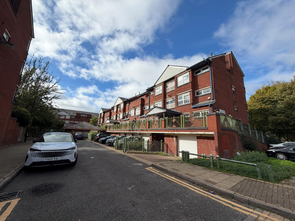 Main image of property: Lighthorne Avenue, Birmingham, B16 8