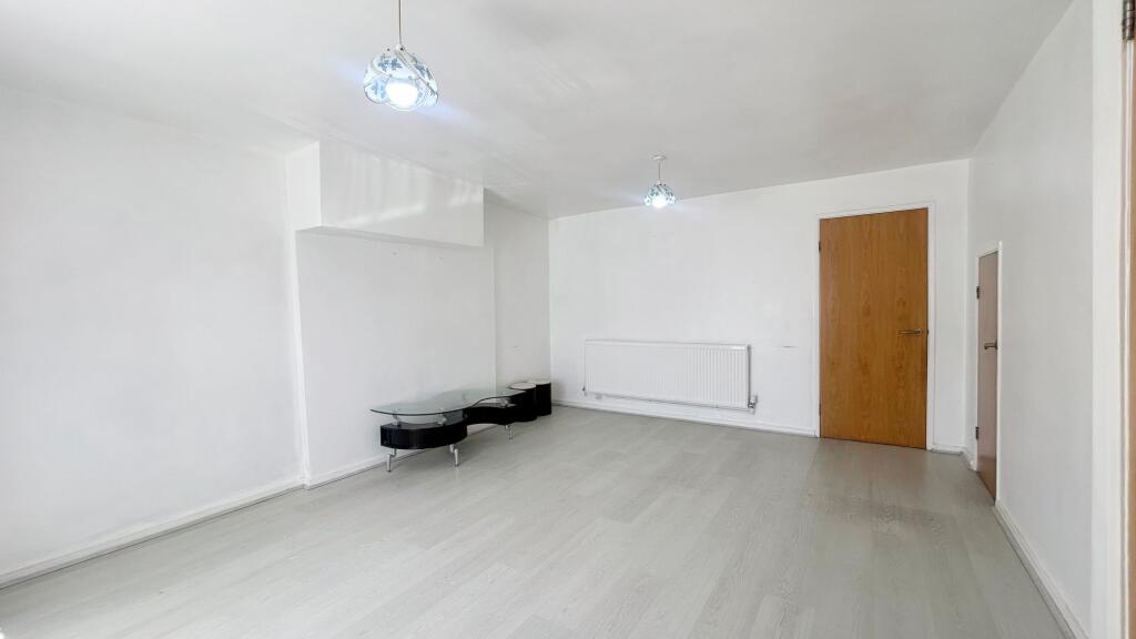 House in Leicester, City of Leicester - View 4