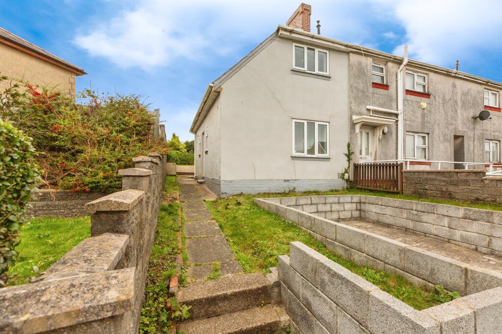 2-bed terraced on Powys Avenue, Townhill, Swansea, £115,000