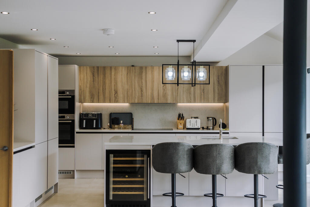 House in Stockport - View 4