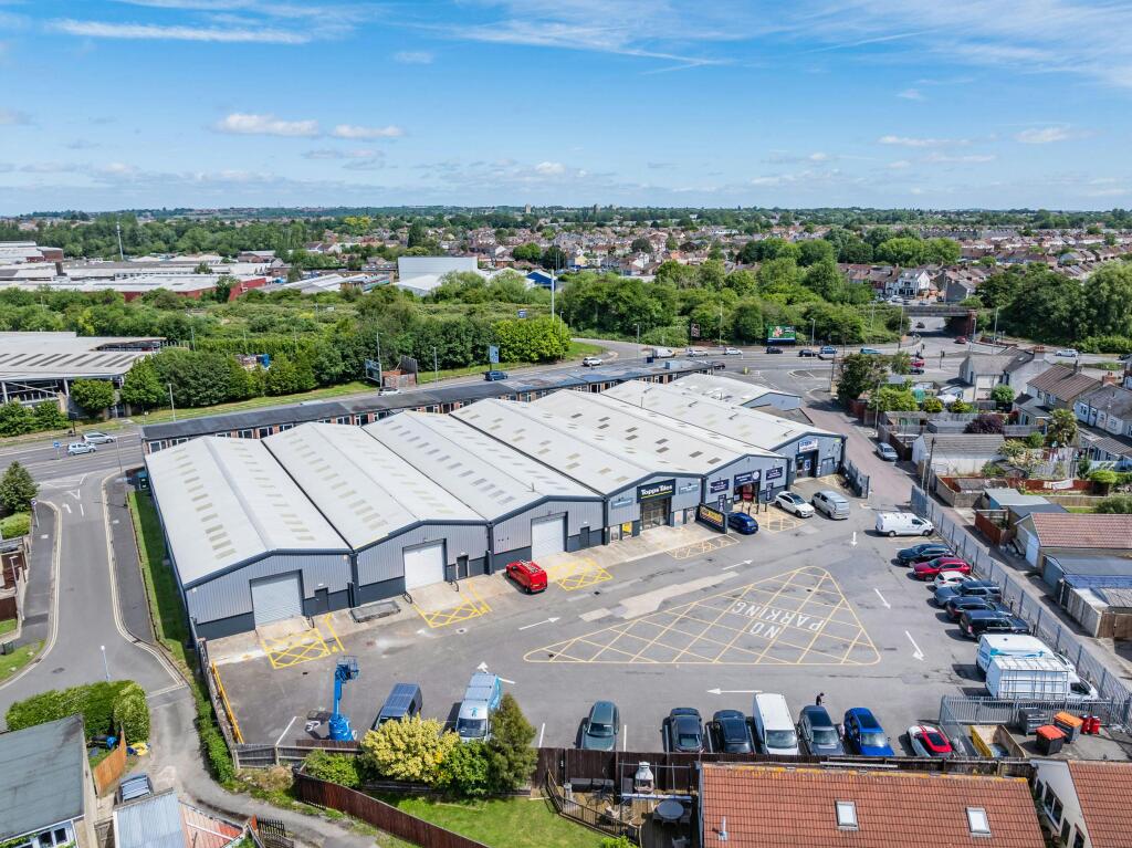 1-3-Great-Western-Trade-Centre,-Swindon-94.jpg