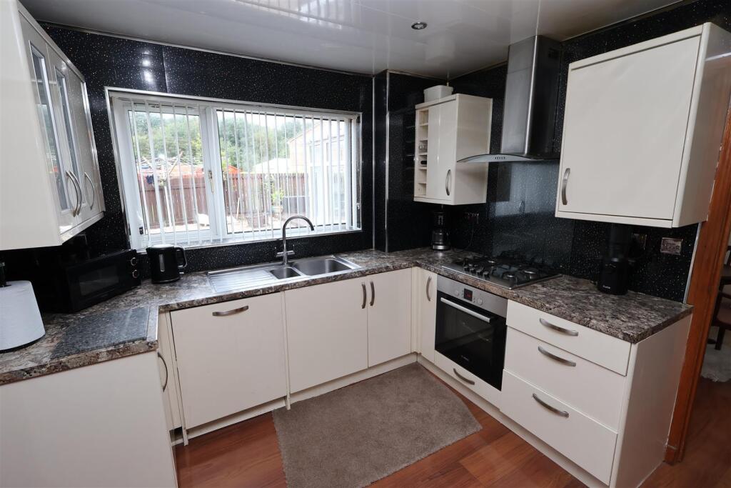 House in Paisley - View 4