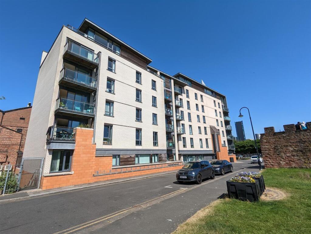 Main image of property: 360 Building, Rice Street