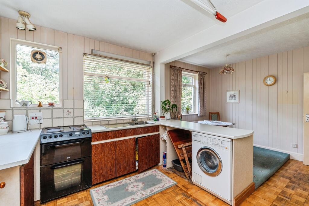 House in Southampton - View 5