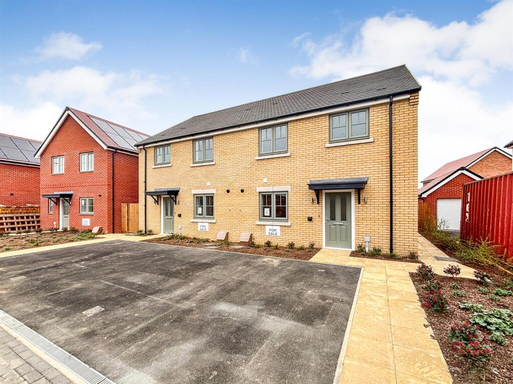 3 bedroom semi-detached house for sale in Plot 6, Skylark View