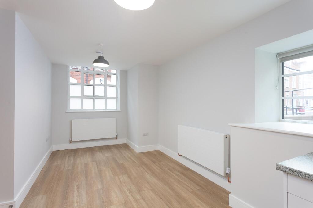 Apartment in York - View 4