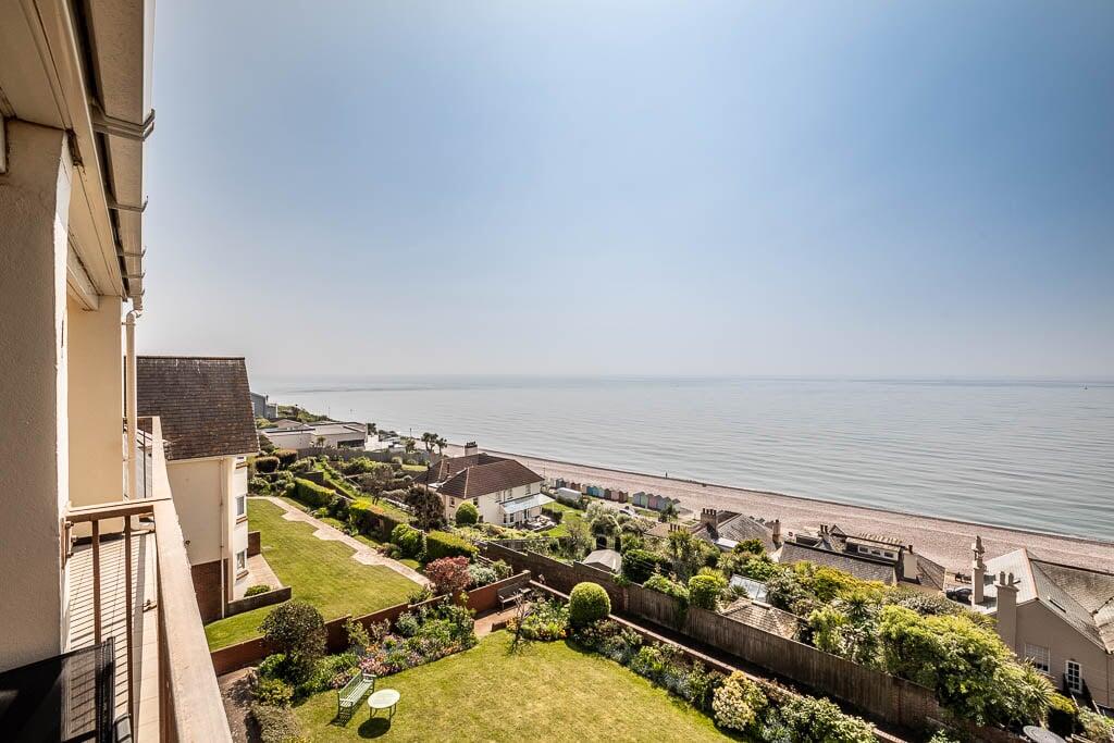 6 Coastguard Road, BUDLEIGH SALTERTON, EX9 photo 4