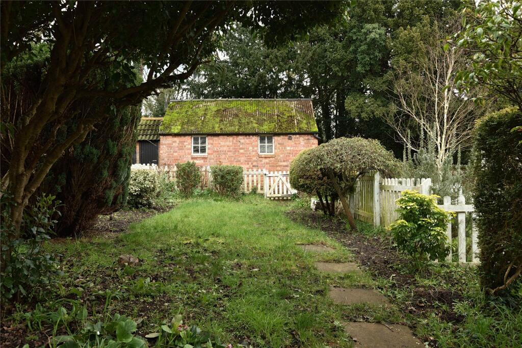 Main image of property: High Street, Carlton, Bedford, Bedfordshire, MK43