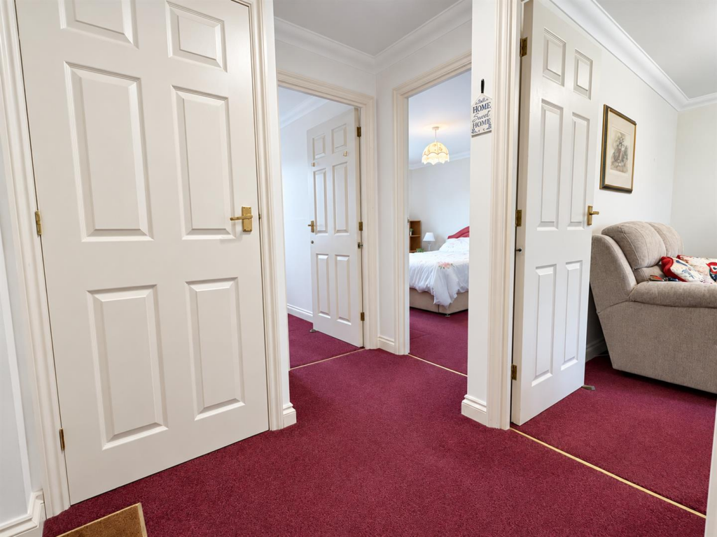 Oasis Court, Springfield, Chelmsford photo 5