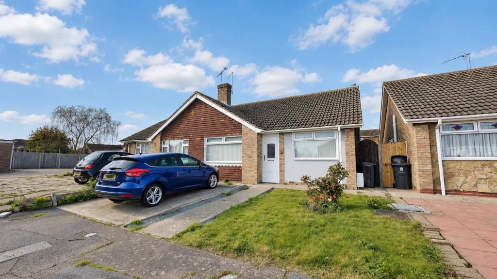 Main image of property: Garden Road, Walton-on-the-Naze