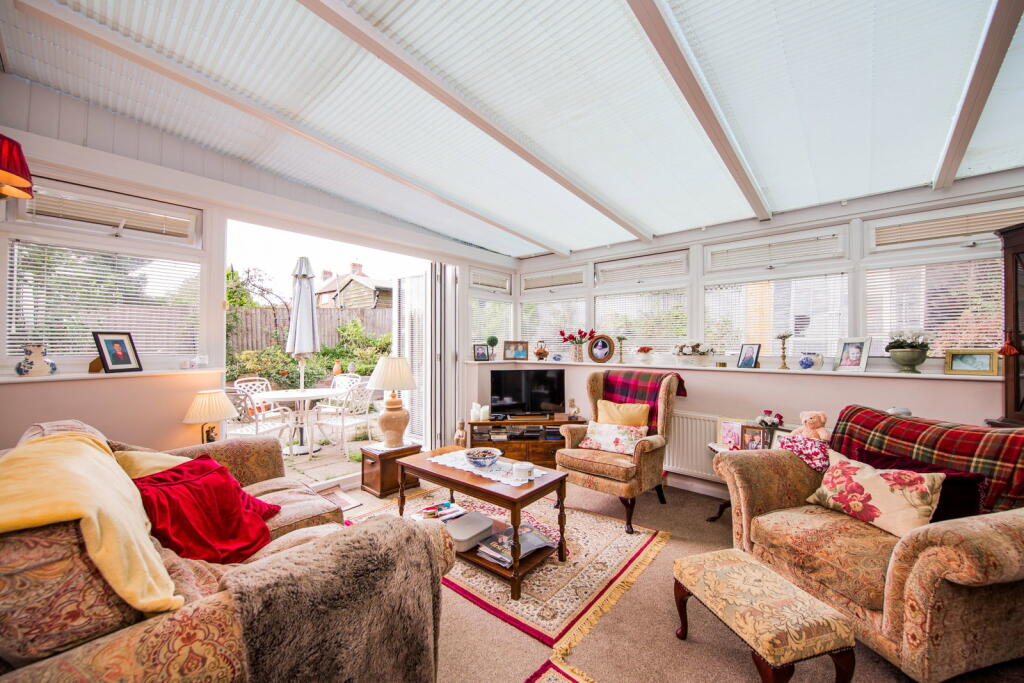 Apartment in Wealden, Rotherfield - View 2