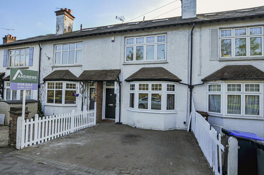 Main image of property: Oxford Road, Gerrards Cross